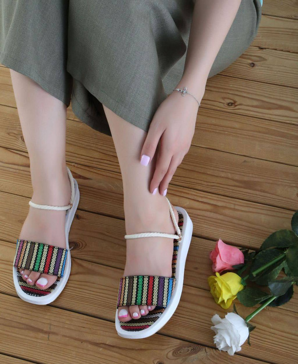 صندل زنانه تابستانی با بند کنفی