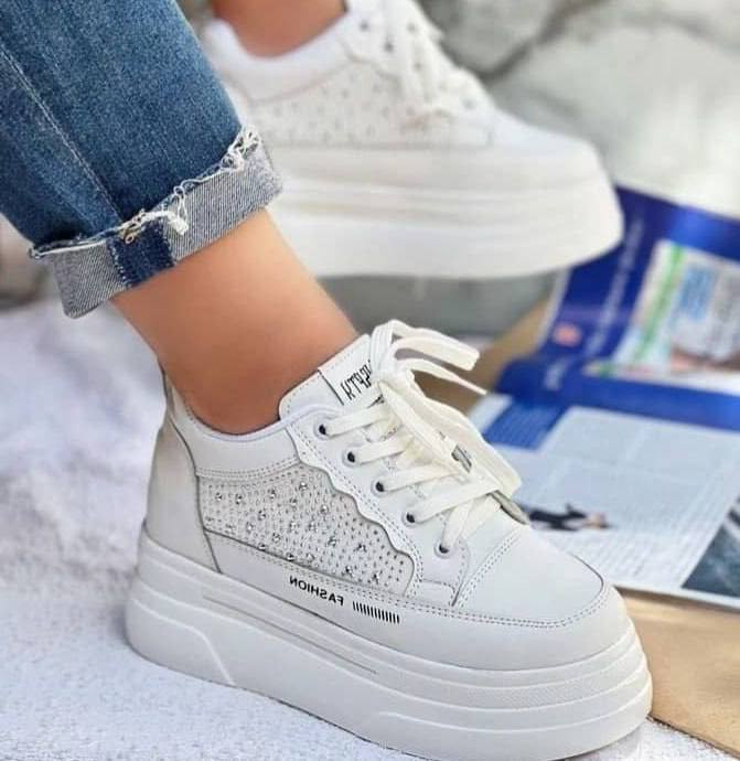 کتانی زنانه و دخترانه ونس سفید لژدار اسپرت مدل Fashion