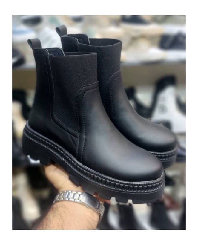 بوت کشبافت زنانه – ترکیب راحتی، انعطاف و استایل